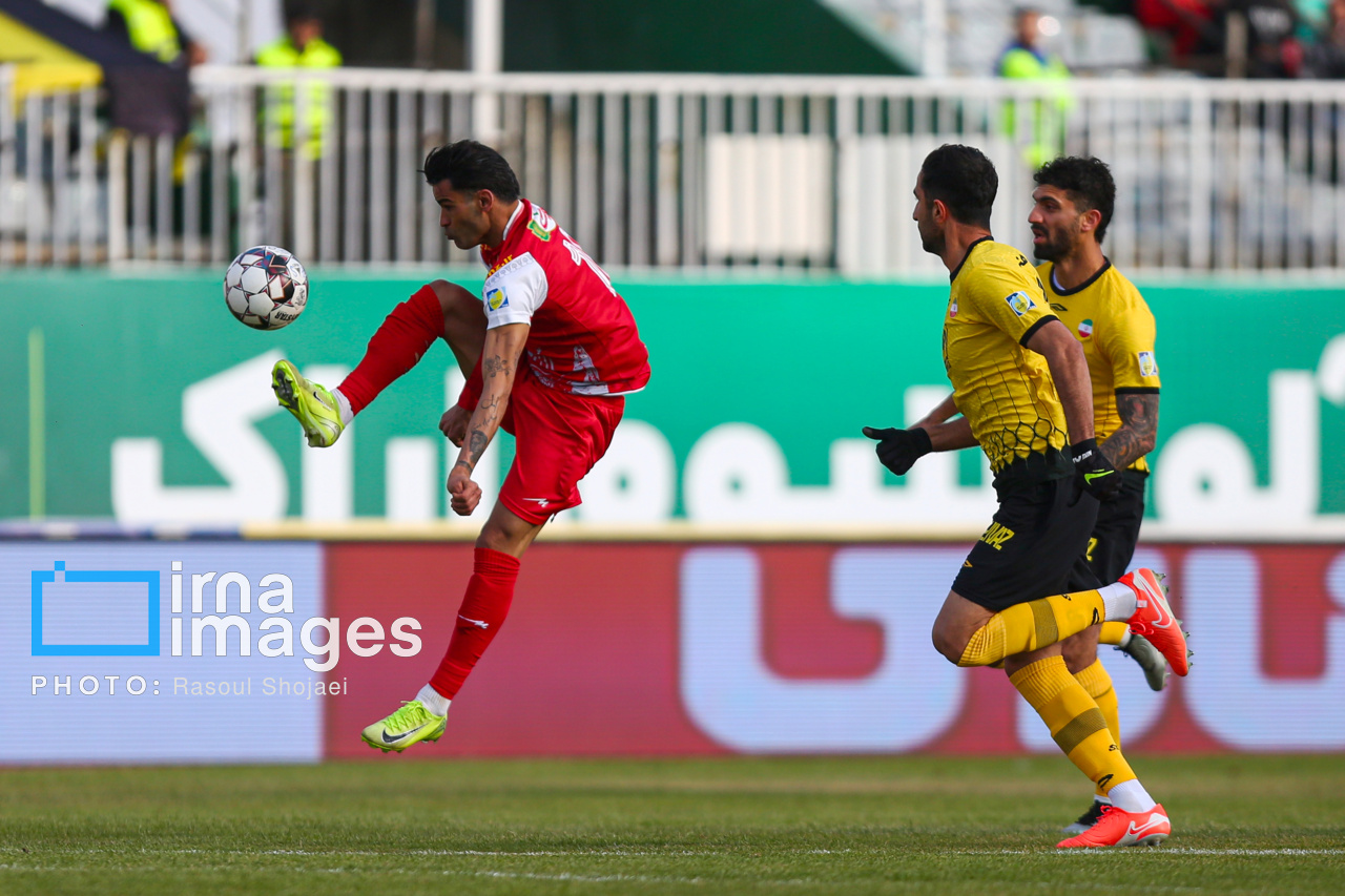 سوپرجام فوتبال - سپاهان و پرسپولیس