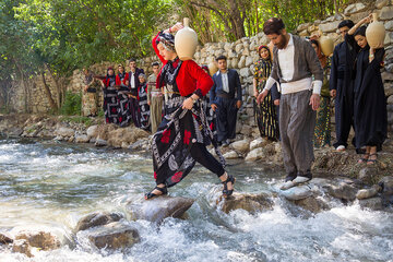 جشن چله تابستان در روستای زردوئی