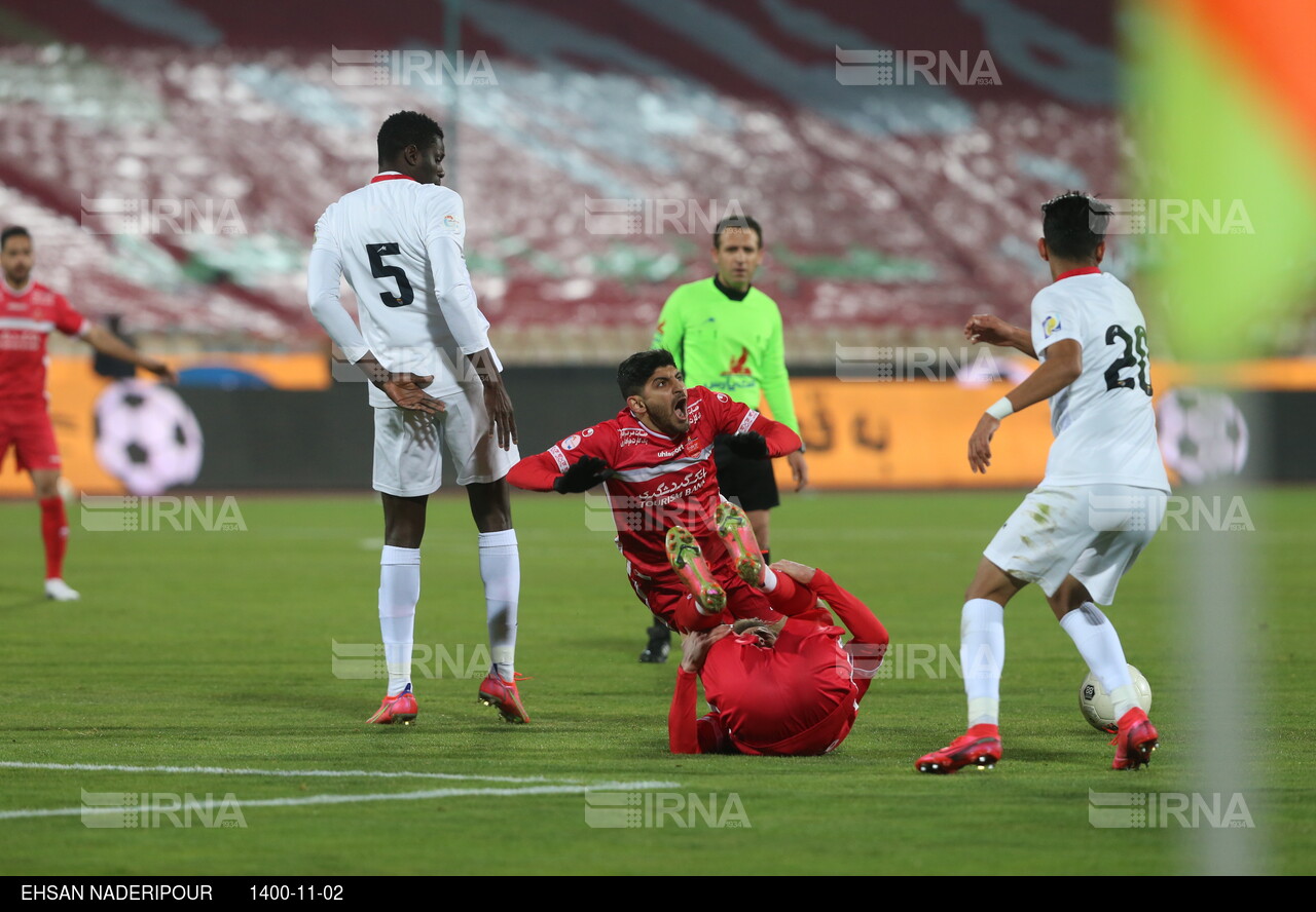 دیدار پرسپولیس و فولاد