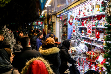 Ambiente navideño en Teherán