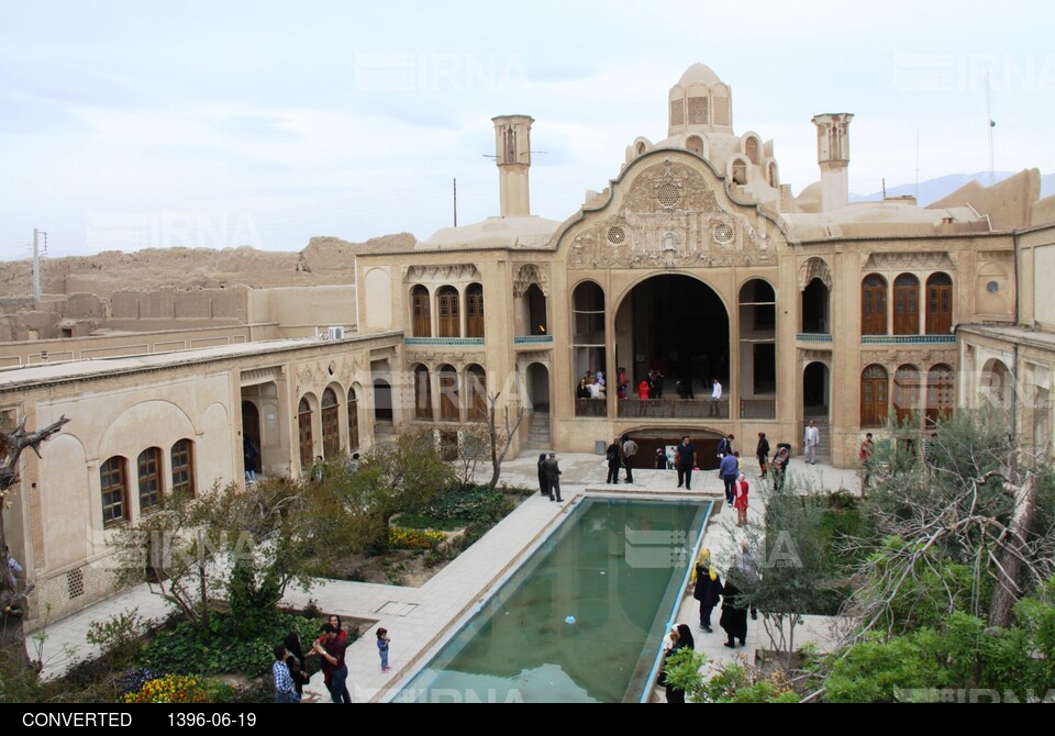 دیدنیهای ایران - خانه تاریخی بروجردی ها در کاشان