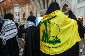 Commémoration du 40ème jour du martyre de Nasrallah au sanctuaire sacré de l'Imam Khomeini de Téhéran