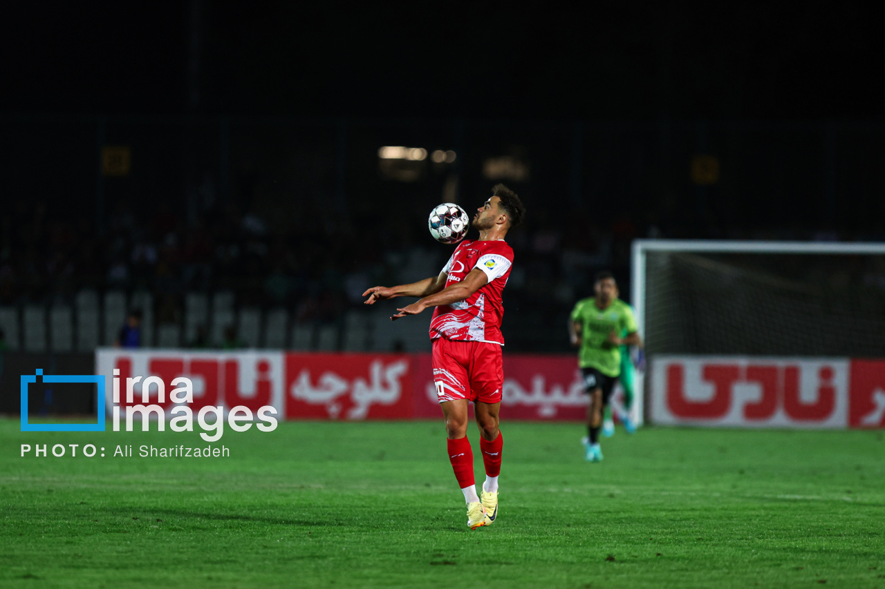 لیگ برتر فوتبال - پرسپولیس و آلومینیوم اراک