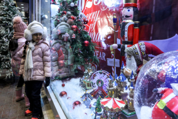 Ambiente navideño en Teherán