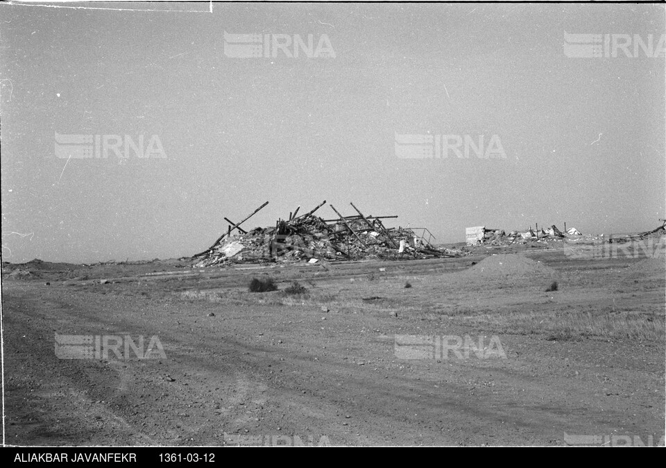 بازدید خبرنگاران خارجی از خرمشهر و هویزه - جبهه های جنوب - عملیات بیت المقدس - اسکن مجدد