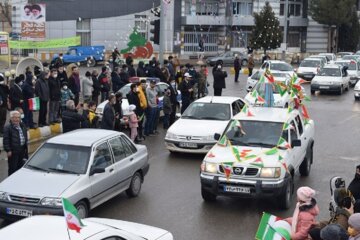 راهپیمایی خودرویی ۲۲ بهمن در میاندوآب