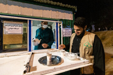 رونمایی از مستند سینمایی دستمال سرخ‌ها