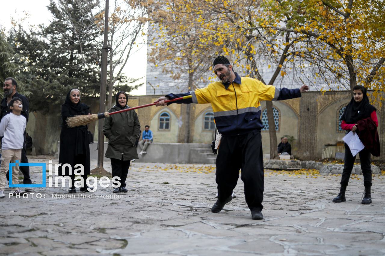 جشنواره تئاتر خیابانی کردستان