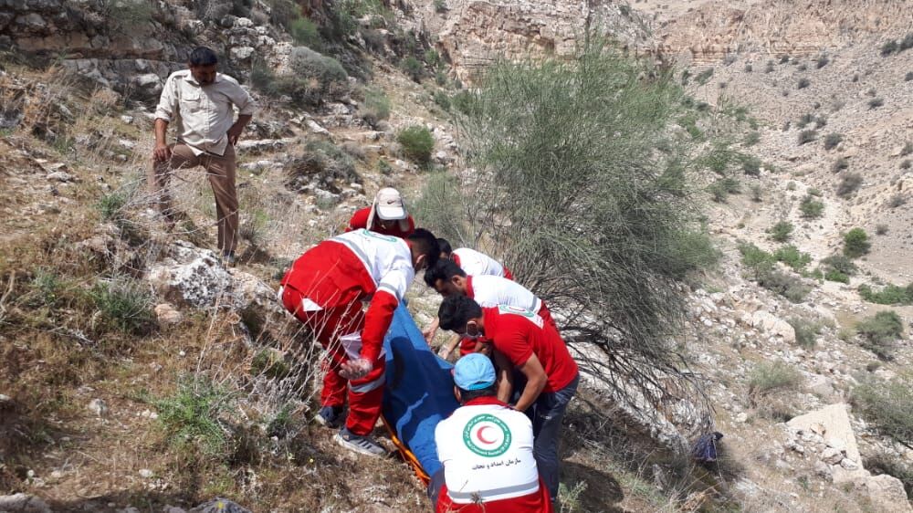 پنج کوهنورد گرفتار در ارتفاعات نیشابور نجات یافتند