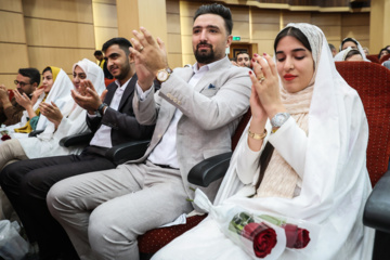 La celebración del matrimonio de 160 parejas de la Fuerza Terrestre del Ejército de Irán