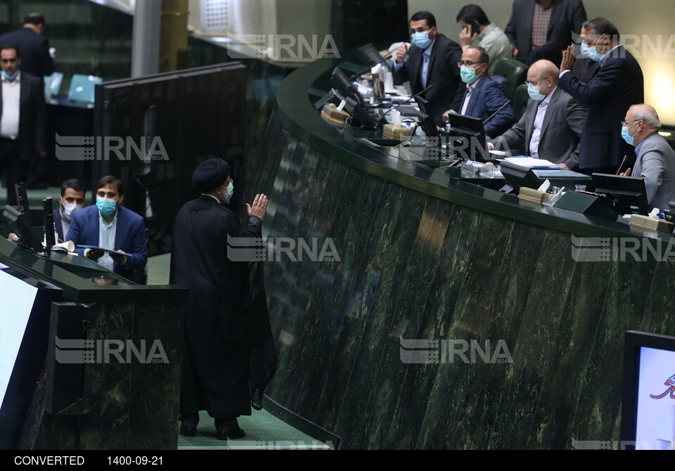 تقدیم لایحه بودجه ۱۴۰۱ به مجلس شورای اسلامی