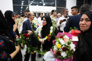 استقبال از مدال‌آوران پارالمپیک پاریس در شیراز