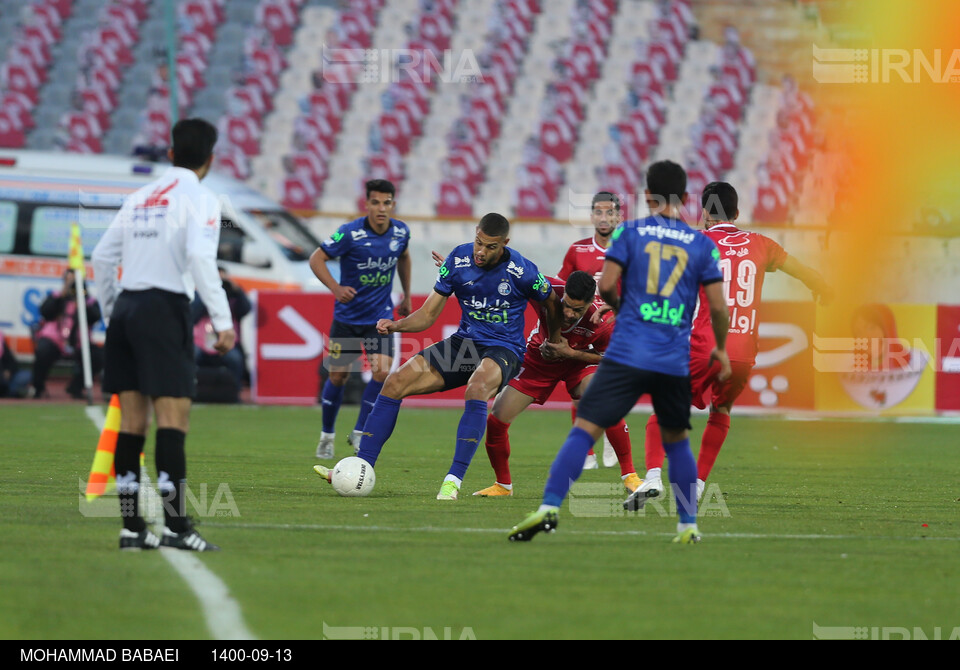 نود و هفتمین شهرآورد پایتخت ( تساوی تیم های پرسپولیس و استقلال )