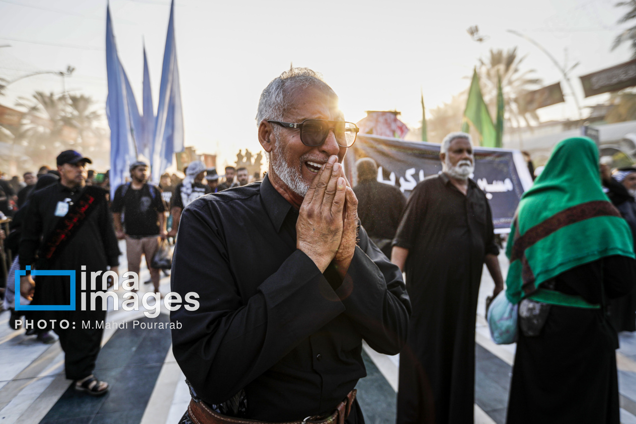 عزاداری زائران حسینی در کربلا