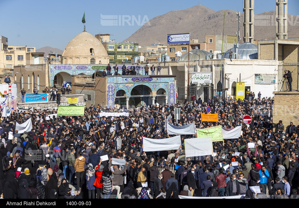 تجمع مردم چهارمحال و بختیاری در مخالفت با طرح‌های انتقال آب