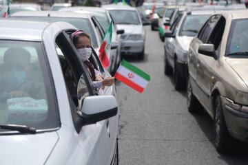 راهپیمایی خودرویی ۲۲ بهمن در بیرجند