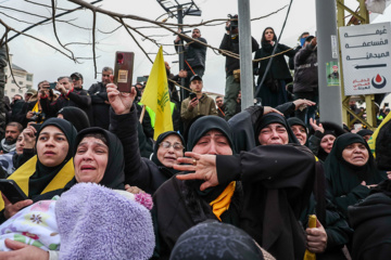 En images : les temps forts des funérailles des martyrs Nasrallah et Safieddine