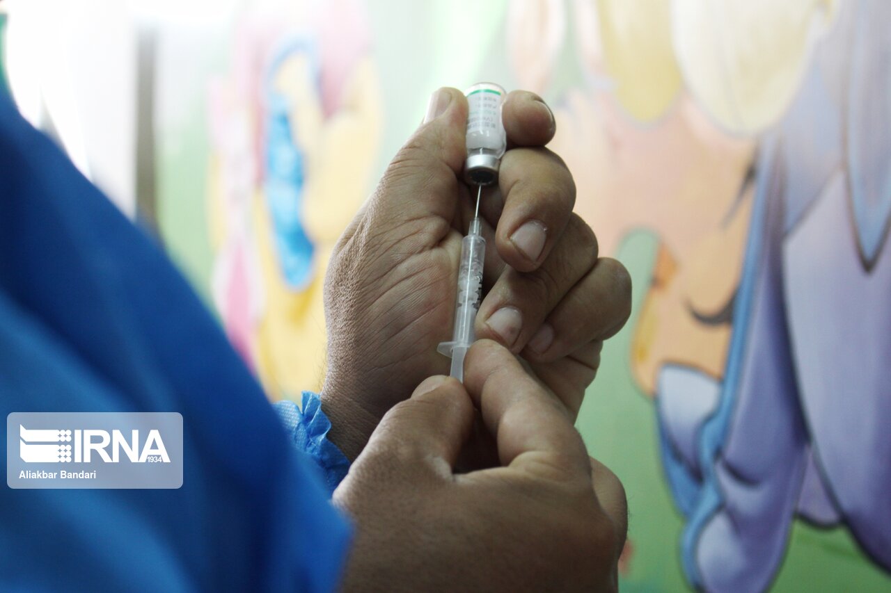 ۹۰ درصد فرهنگیان استان سمنان دُز اول واکسن کرونا را دریافت کردند