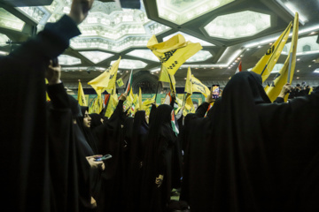 À Téhéran, des commémorations en hommage des dirigeants martyrs de la résistance islamique