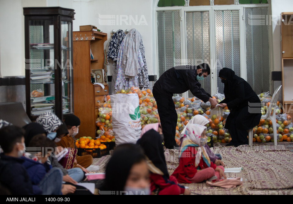 توزیع 8 هزار سبد کالا یلدایی در محله هرندی