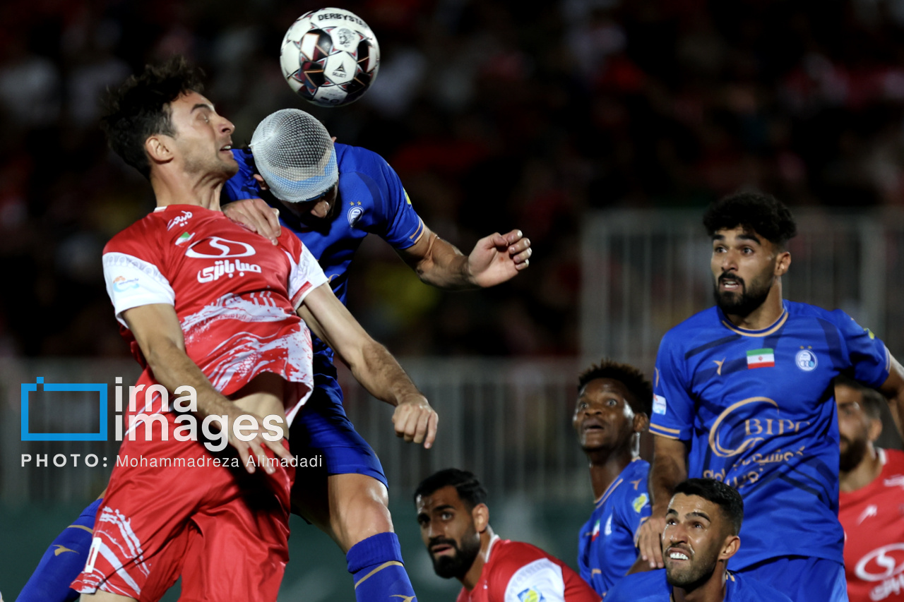 لیگ برتر فوتبال- استقلال و پرسپولیس