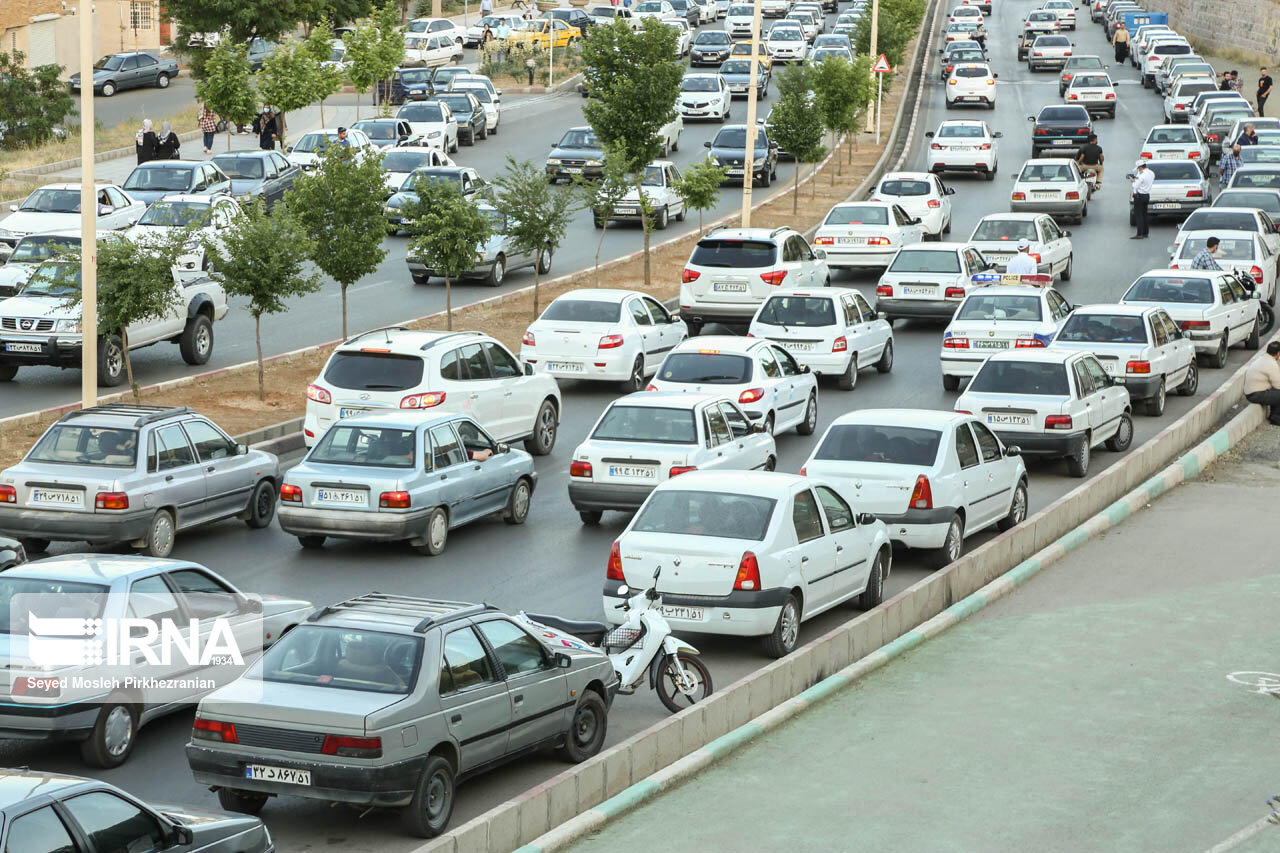 رییس پلیس راه: ترافیک در آزادراه های قزوین سنگین است 