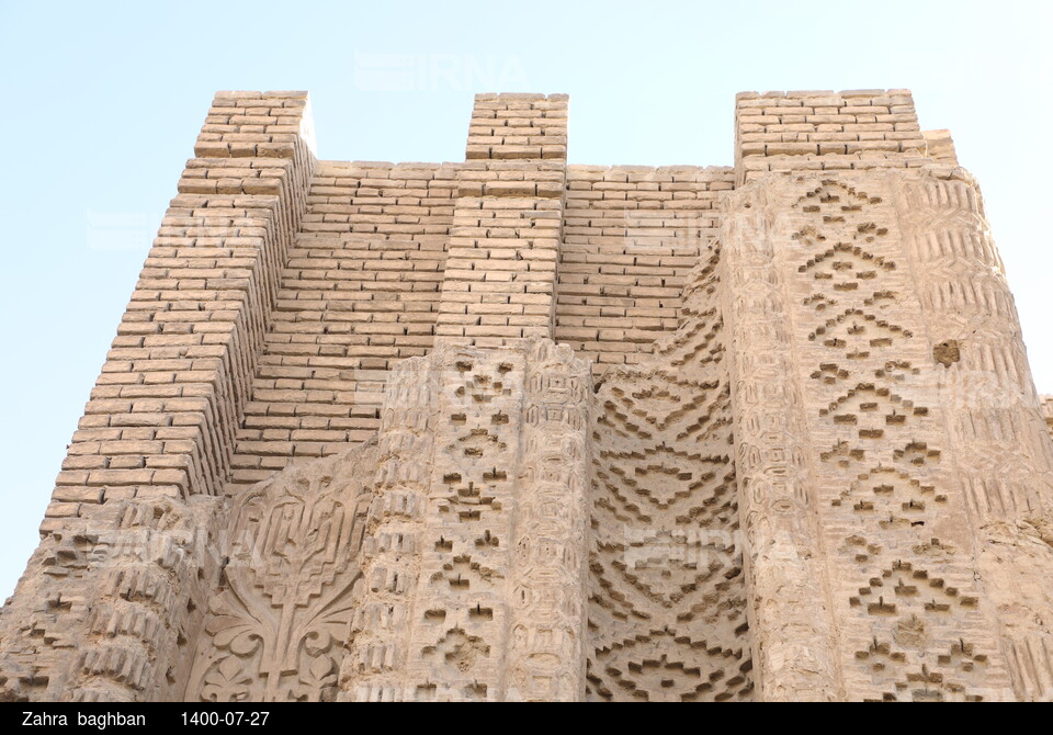 فرونشست بنای تاریخی مسجد حکیم