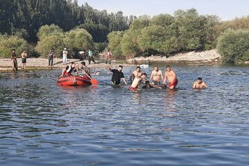 پیکر بی‌جان عکاس طبیعت میاندوآب از زرینه‌رود بیرون کشیده شد