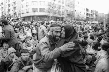 هشت سال دفاع مقدس: نماد ایستادگی و همبستگی ملی