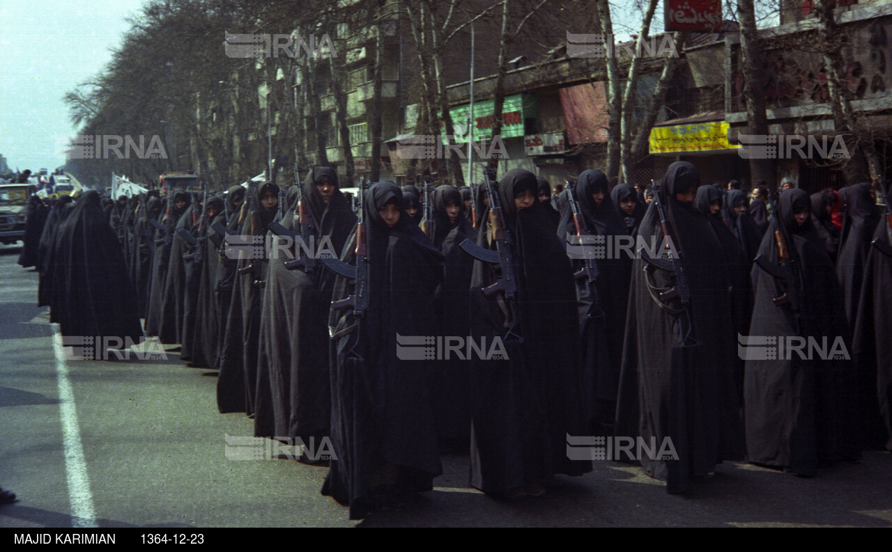 راهپیمایی بمناسبت روز زن