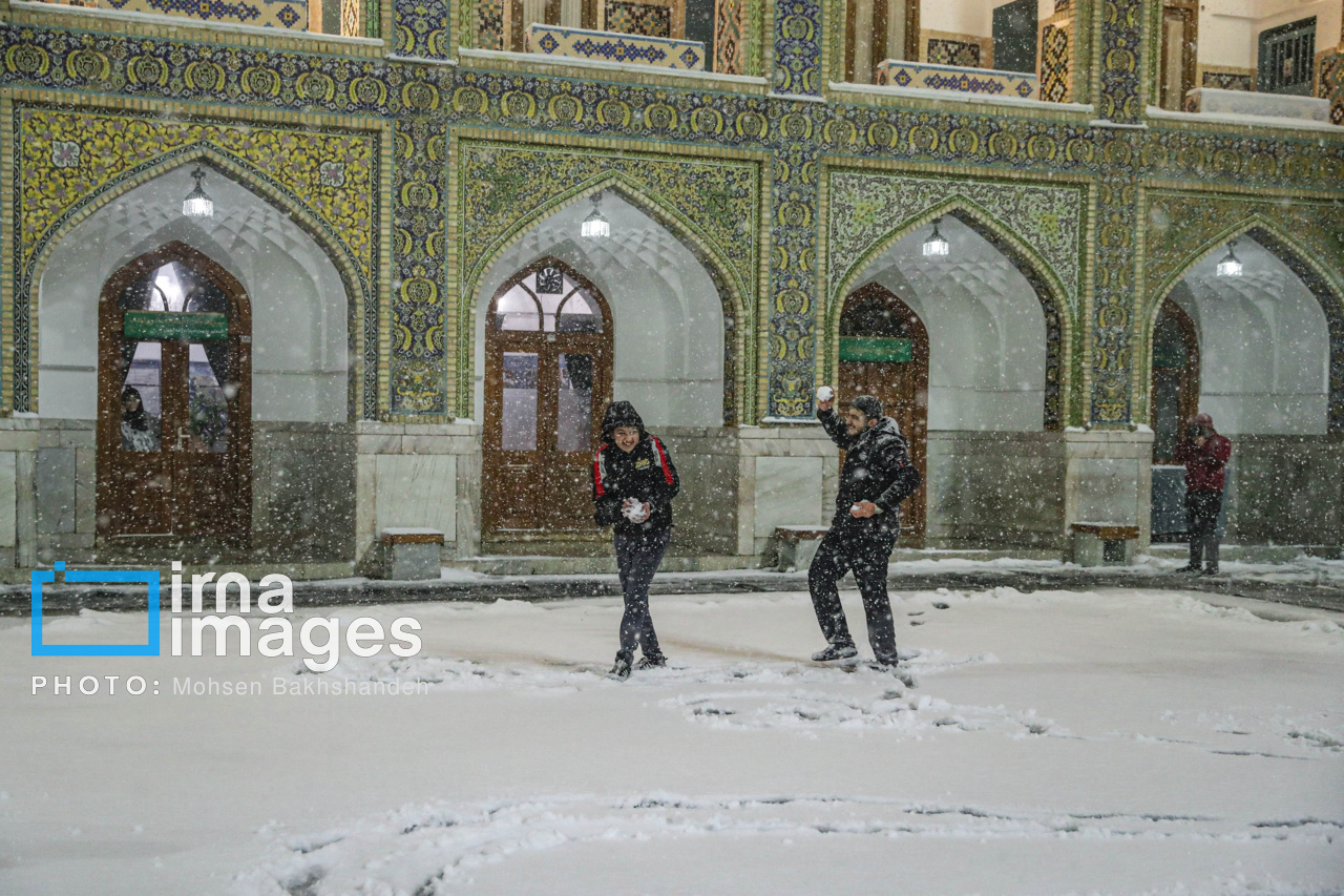 بارش پائیزی برف در مشهد