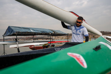 Voile : compétitions sur les eaux calmes à Téhéran