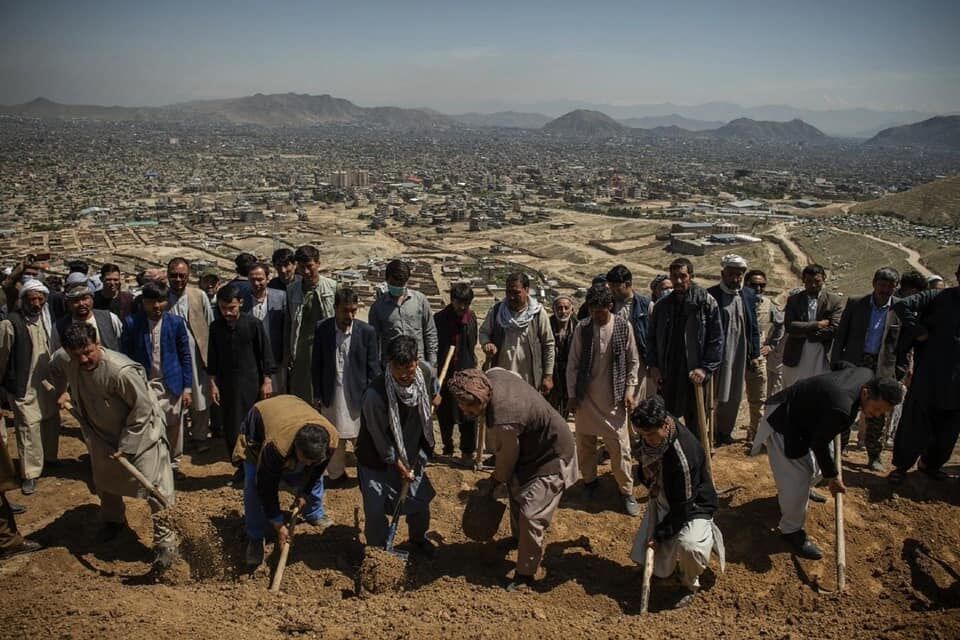 سخنگوی وزارت کشور افغانستان:۲۵۰ غیر نظامی در ماه  رمضان کشته شدند 