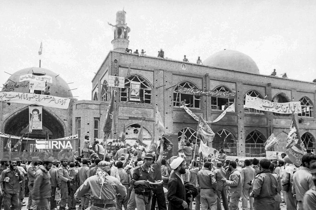 خونین شهر آزاد شد شهر خون آزاد شد خرمشهر آزاد شد آزاد سازی خرمشهر سالروز فتح خرمشهر جنگ تحمیلی دفاع مقدس مسجد جامع خرمشهر