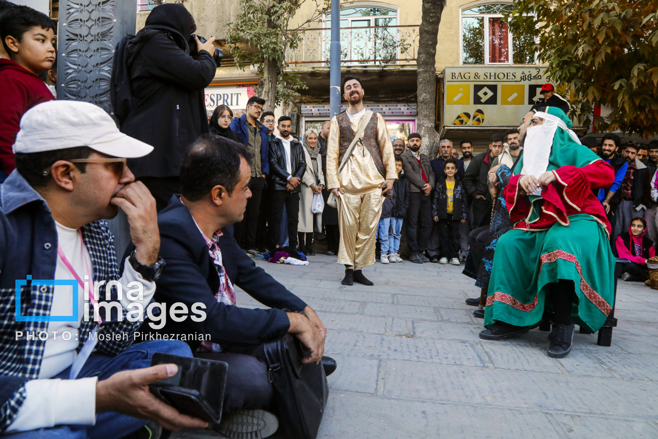 جشنواره تئاتر خیابانی کردستان