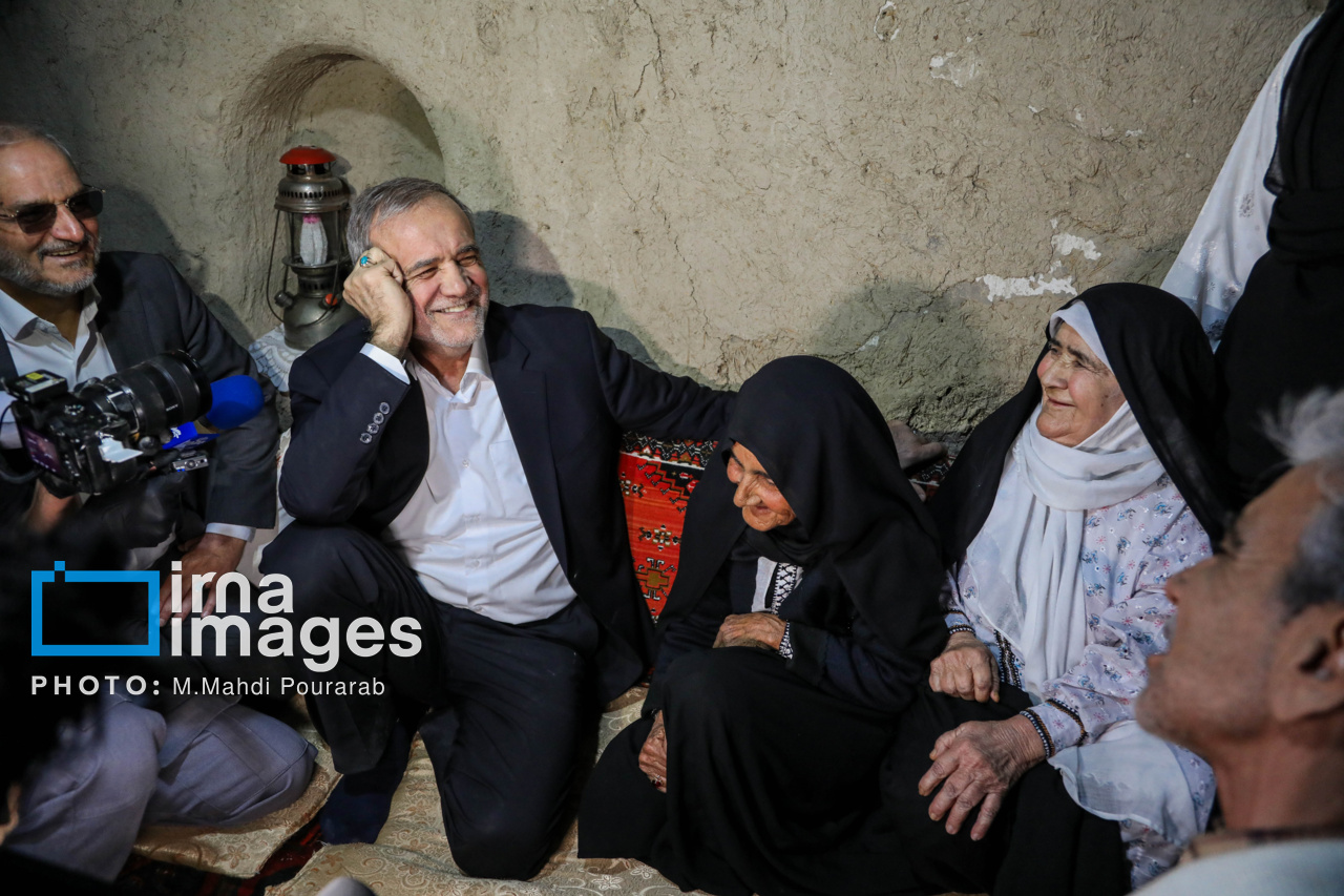 دومین روز سفر رییس‌جمهور به سیستان و بلوچستان