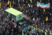 Ceremonia fúnebre en Mashhad por el general Nilforushan