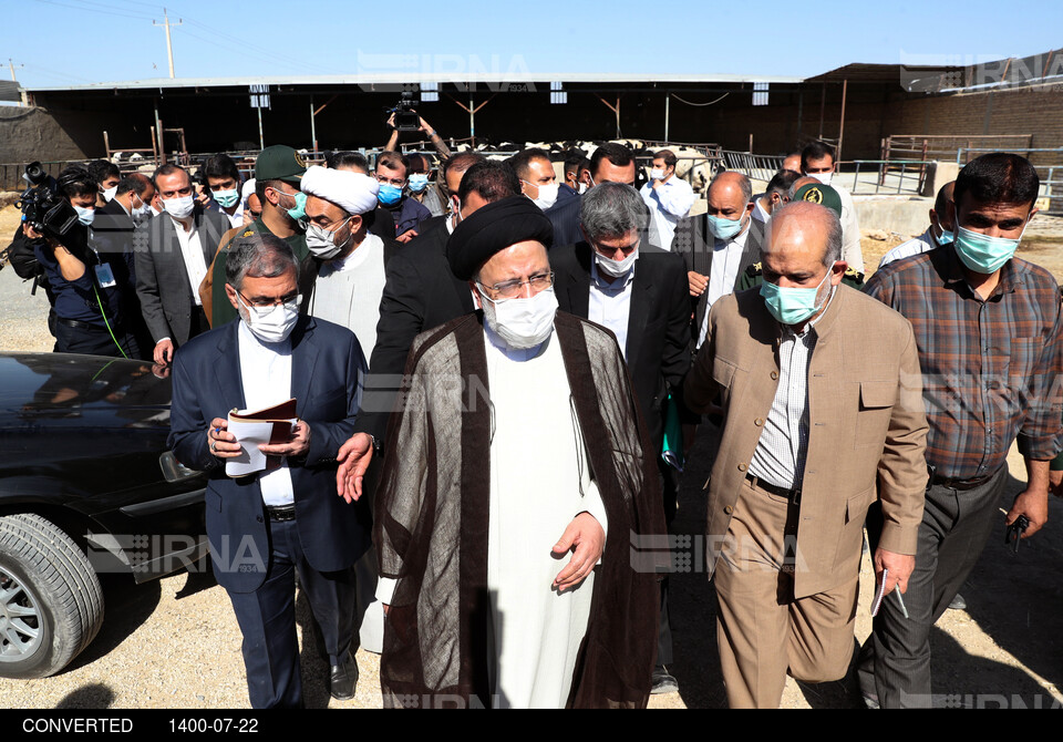 سفر رئیس جمهوری به استان فارس - بازدید از روستای کناره