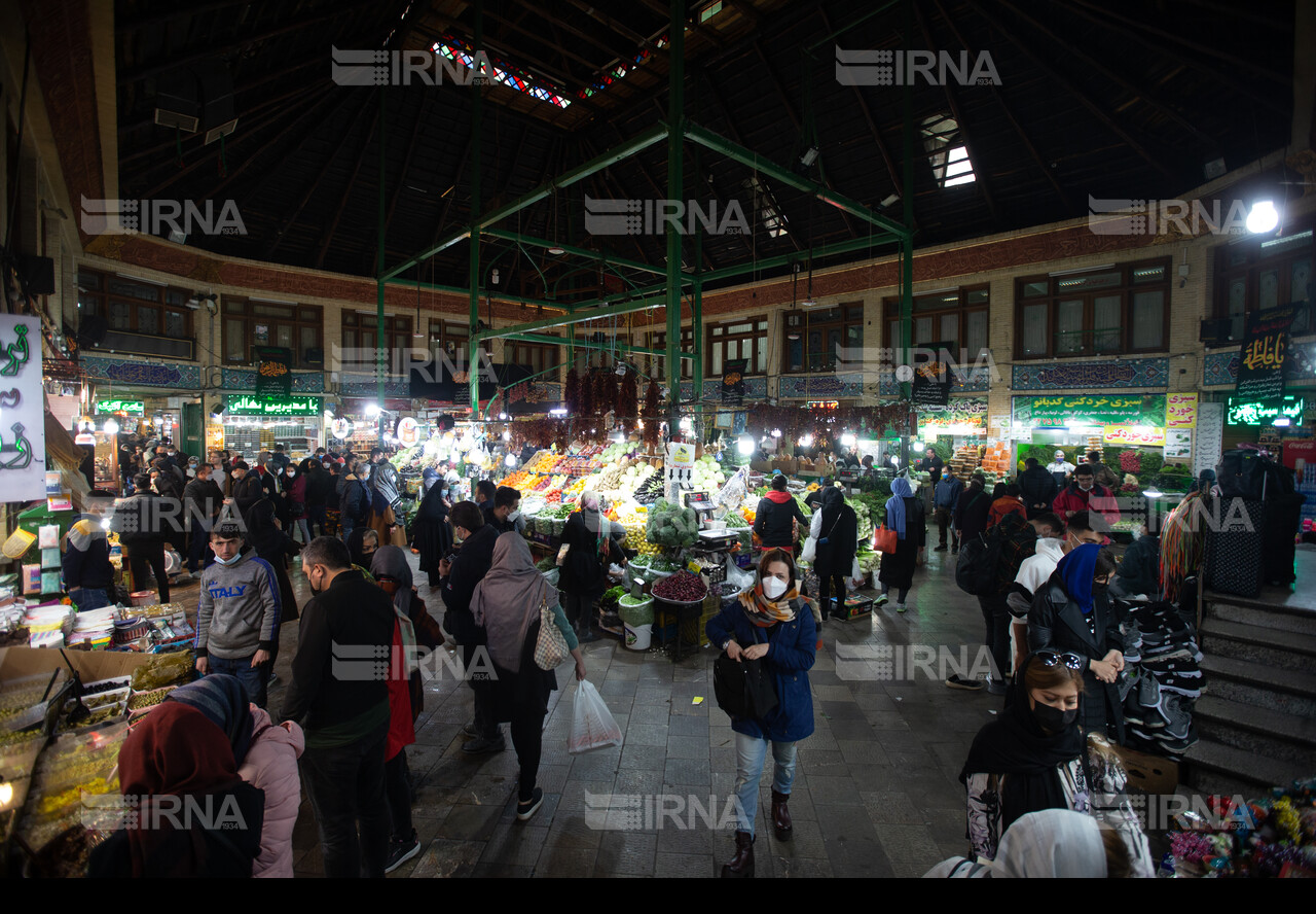 خرید شب یلدا در بازار تجریش