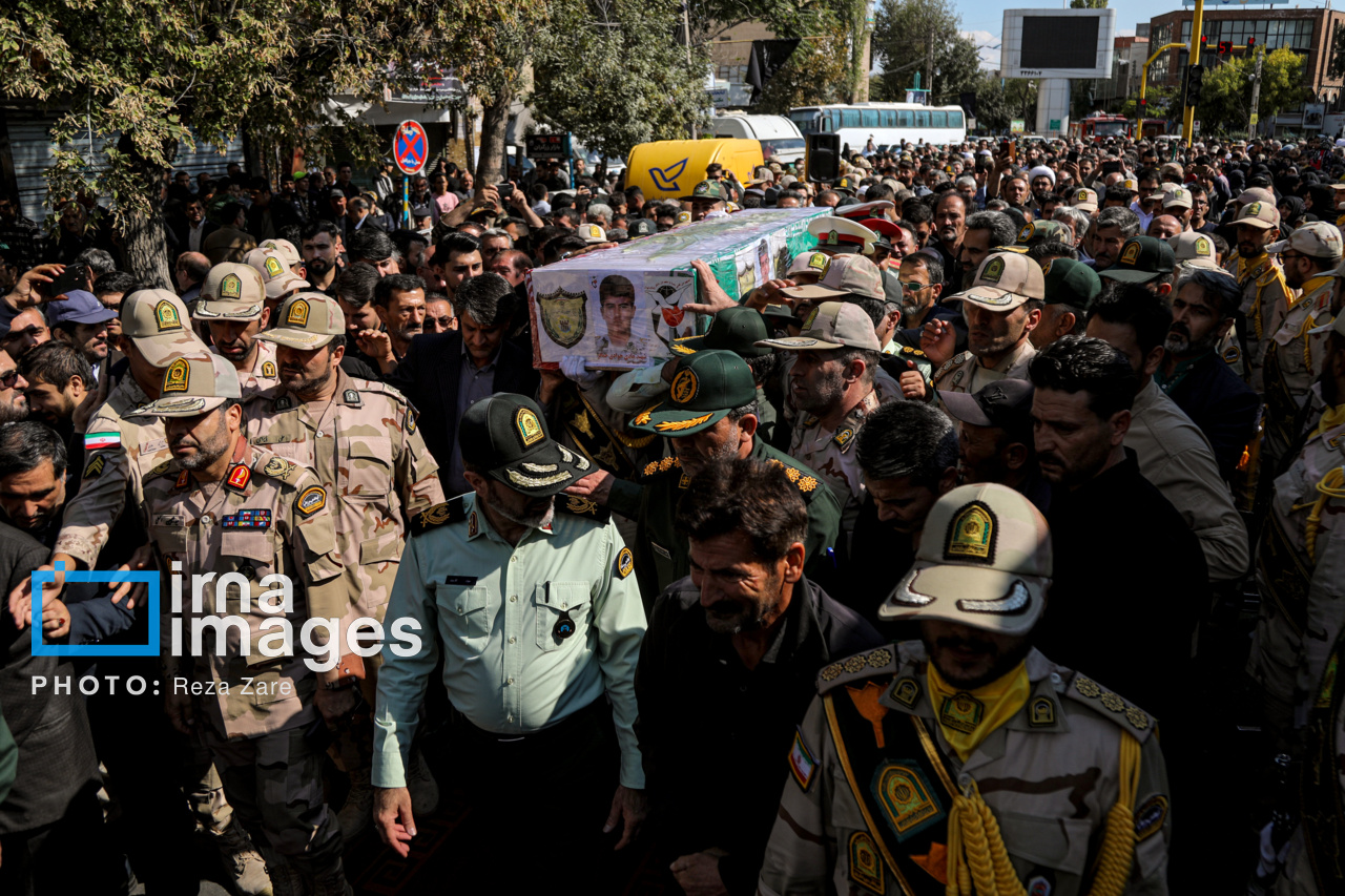 تشییع پیکر شهید مدافع وطن، «هادی جوادی»