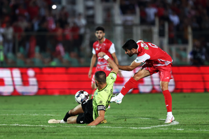 لیگ برتر فوتبال - پرسپولیس و آلومینیوم اراک