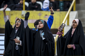 La célébration de la fête de Mi-Sha'ban à Karaj