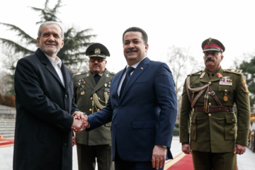 El presidente iraní recibe oficialmente al primer ministro de Irak