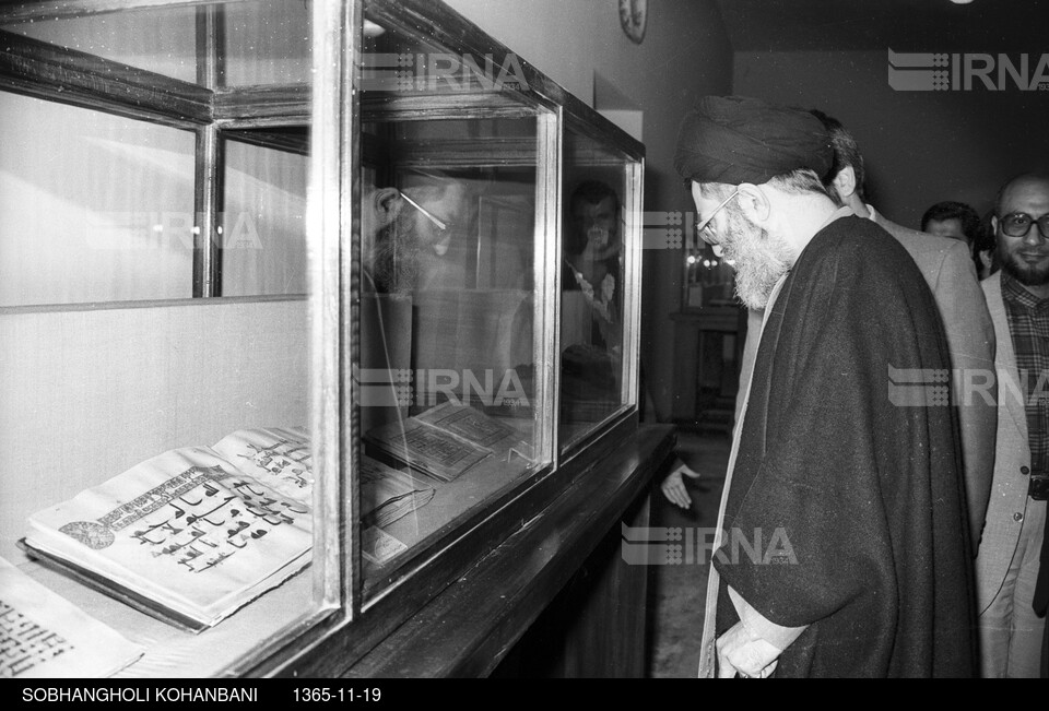 بازدید رییس جمهوری از موزه ایران باستان