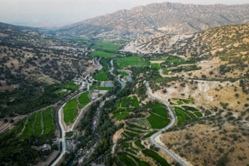 Estrecho Chitabe en el suroeste de Irán