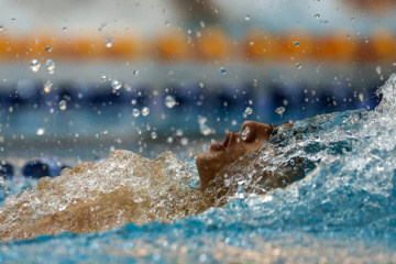 Des compétitions de natation à Téhéran 