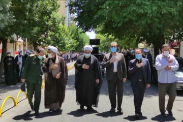 عزاداری مردم ولایی میاندوآب در سوگ رهبر کبیر انقلاب