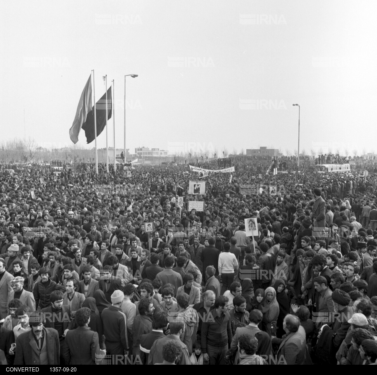 راهپیمایی مردم تهران در روز عاشورا سال 1357