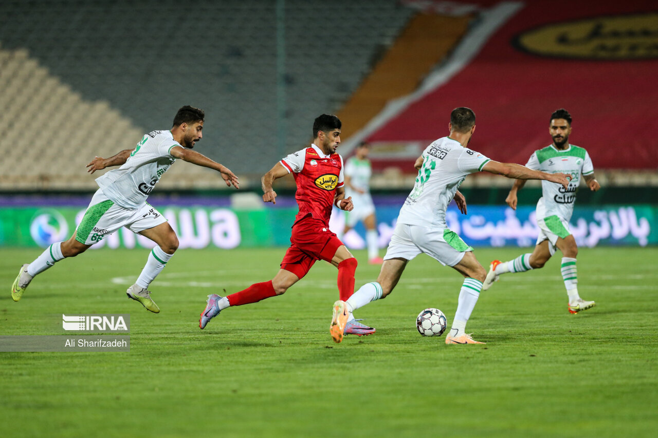 لیگ برتر فوتبال - پرسپولیس و آلومینیوم