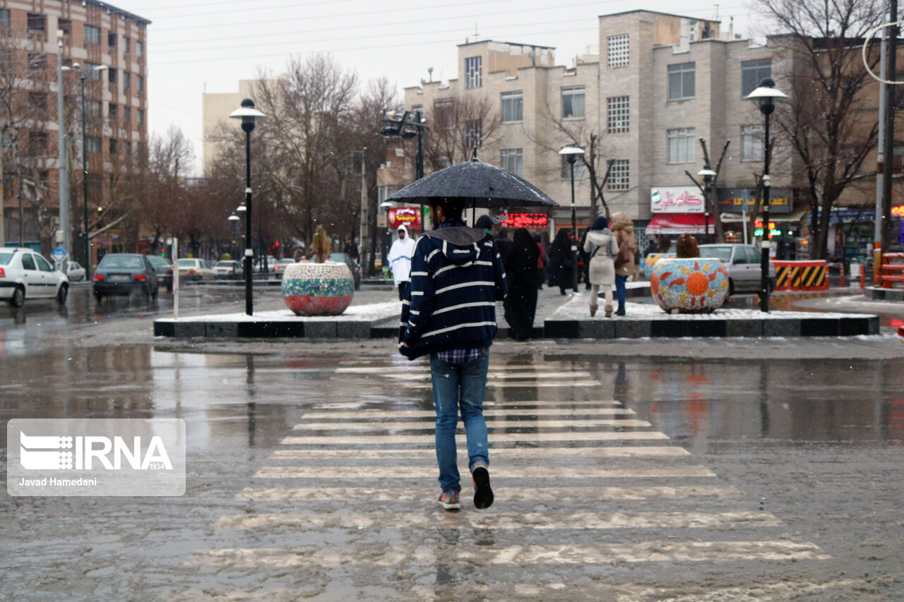 برف و باران همدان را فرا می‌گیرد